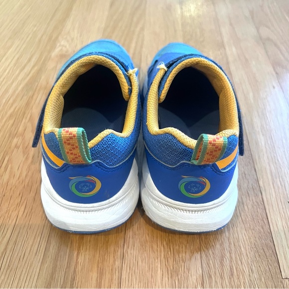 REEBOK Kids Lifestyle Equal Fit Velcro Strap (1 Little Kid) - Picture 5 of 8